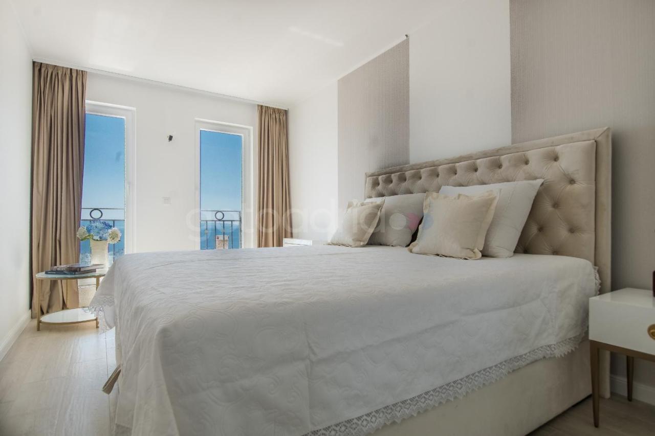 Villa Smaragd - Opal - Luxury Apt With Shared Pool And Private Hot Tub ماكارسكا المظهر الخارجي الصورة