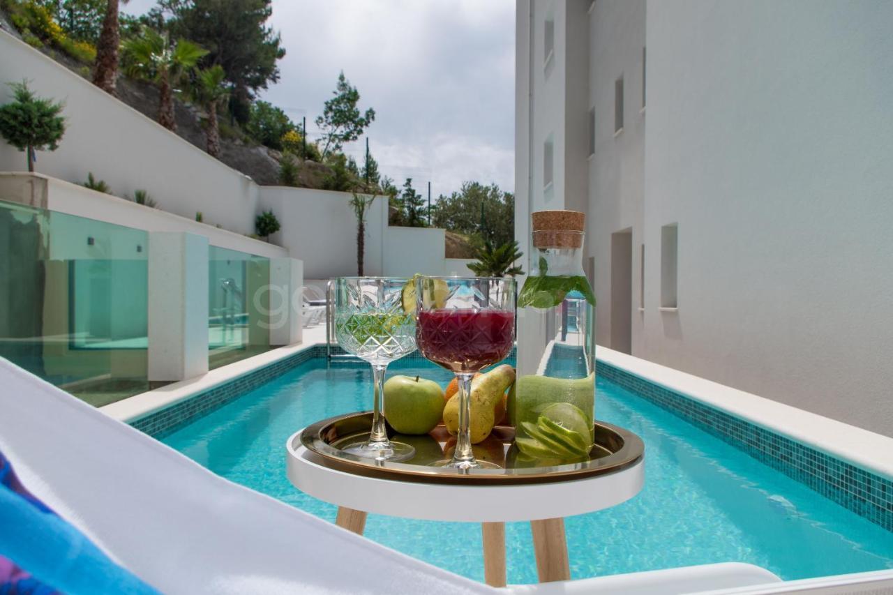Villa Smaragd - Opal - Luxury Apt With Shared Pool And Private Hot Tub ماكارسكا المظهر الخارجي الصورة
