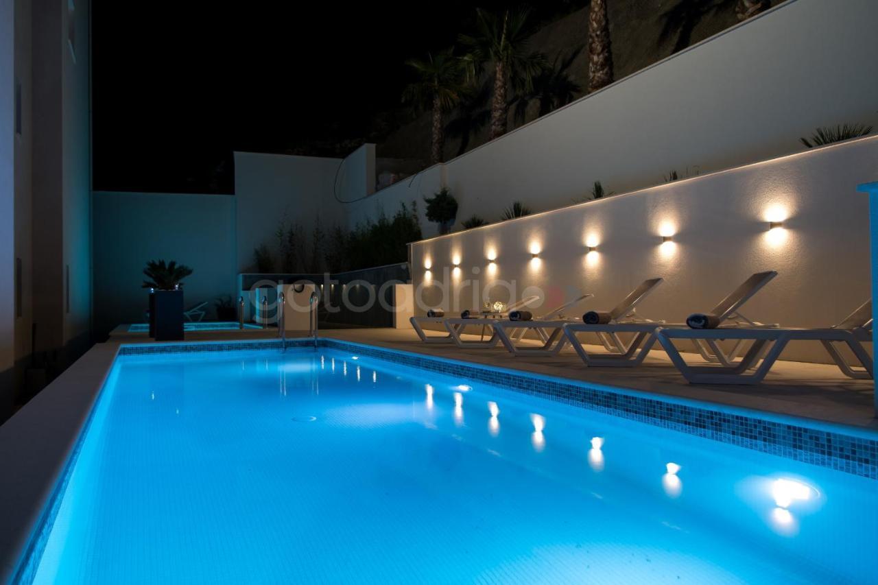 Villa Smaragd - Opal - Luxury Apt With Shared Pool And Private Hot Tub ماكارسكا المظهر الخارجي الصورة